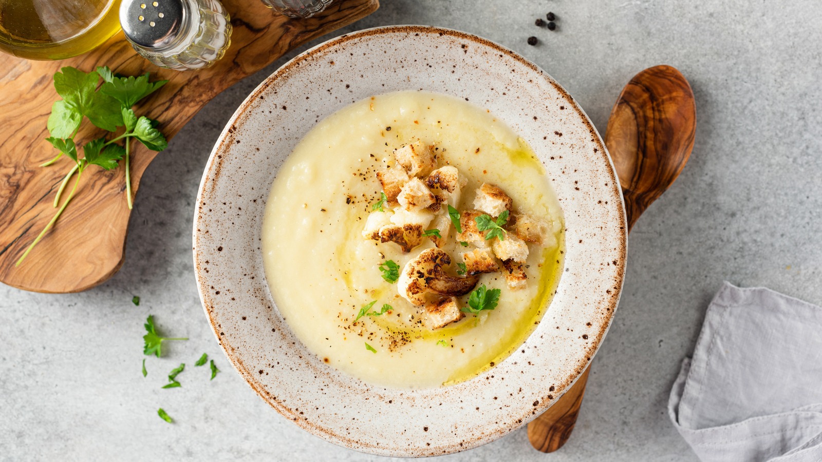 15 Tips You Need When Seasoning Soups