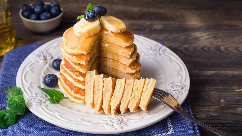 stack of fluffy pancakes