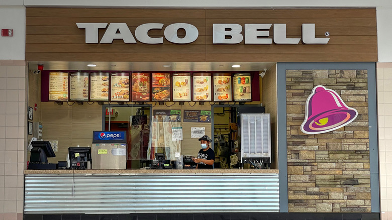 Taco Bell counter
