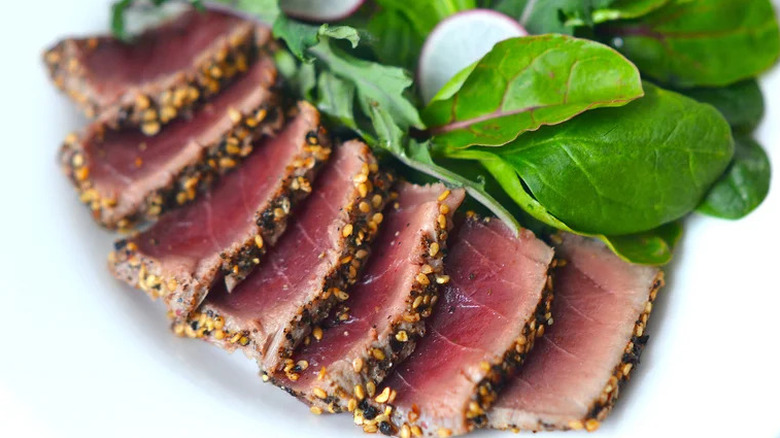 peppercorn crusted tuna steak slices