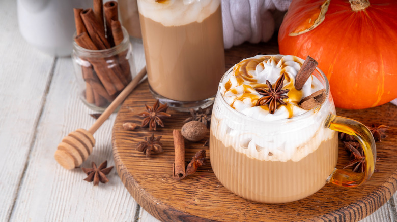 pumpkin spice latte with spices