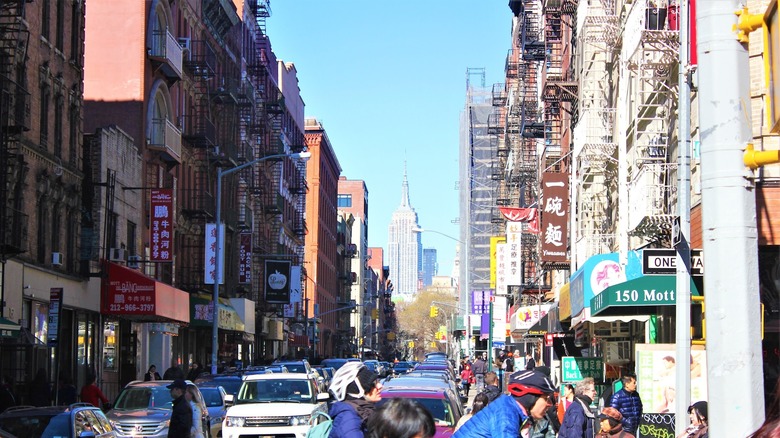 New York City in Chinatown