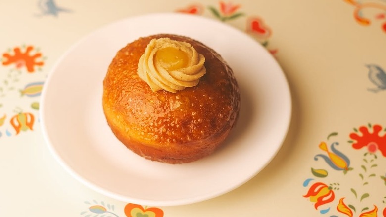 Baba au Rhum donut at Dulce Dough Bakery