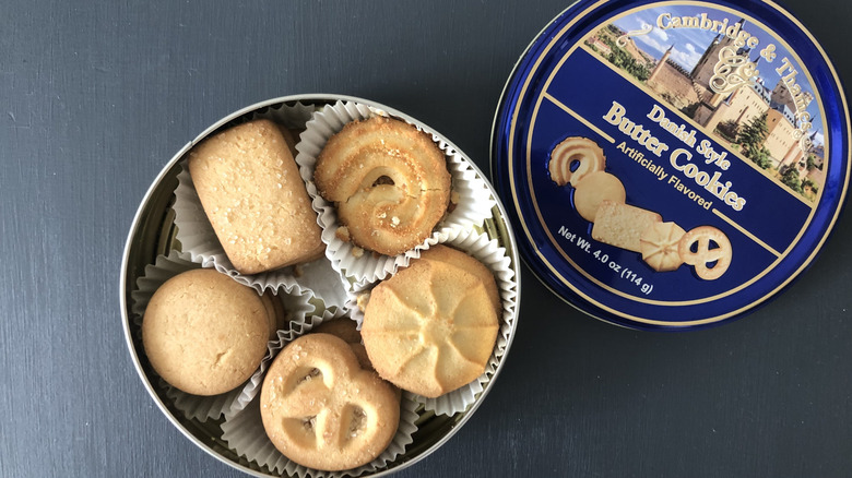 Cambridge & Thames Danish style butter cookies from Dollar Tree.