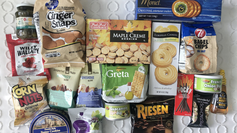 16 different grazing board snacks from Dollar Tree.