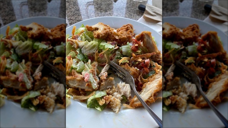 Chili's buffalo chicken salad