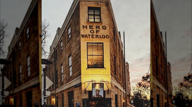Exterior of the Hero of Waterloo at sunset