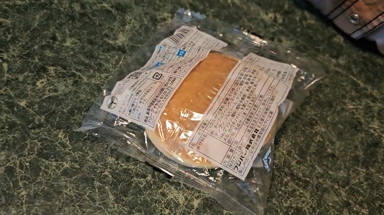 7-eleven pancakes with maple syrup and margarine in its package
