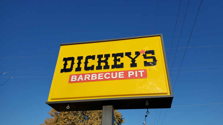 Sign for Dickey's BBQ Pit
