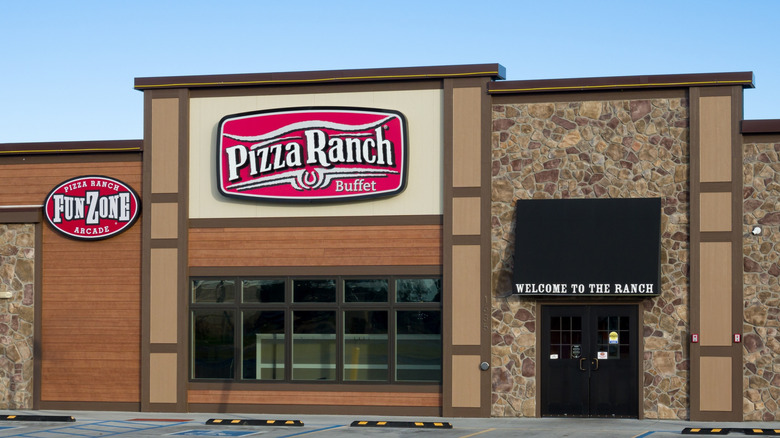 Exterior of a pizza Ranch restaurant