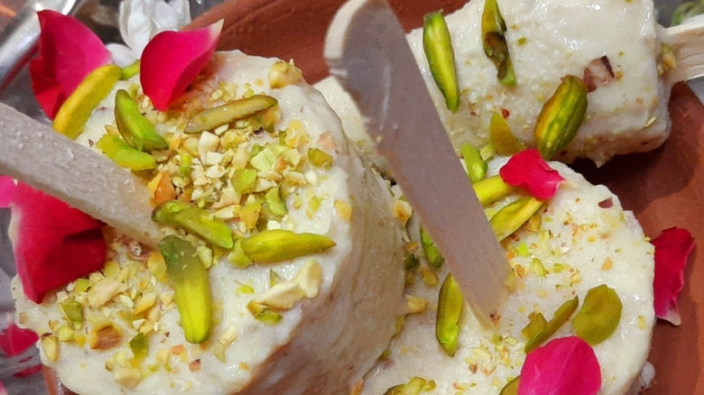 Kulfi pistachio ice cream on sticks