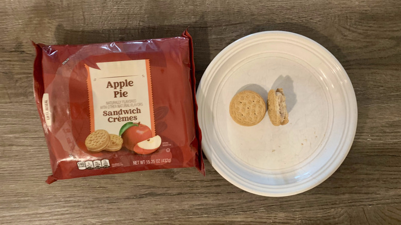 aldi apple pie sandwich cookies on table