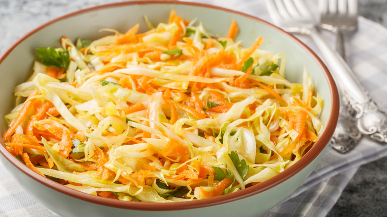 A bowl of Lahano salata