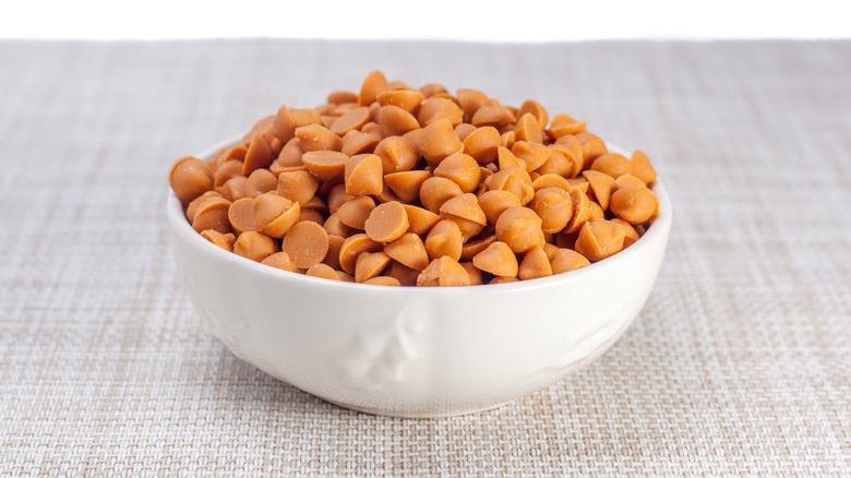 Butterscotch chips in white bowl