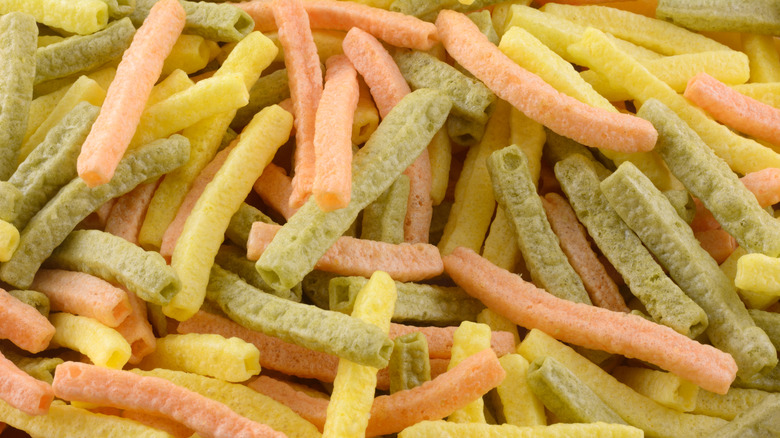 Close up of veggie straws in multiple flavors