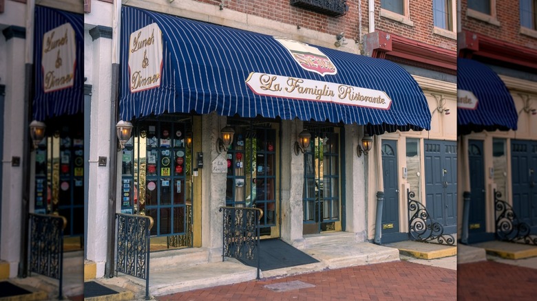 exterior of La Famiglia Ristorante