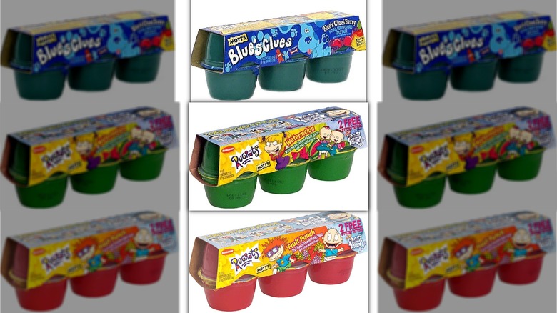 Boxes of Blue's Clues and Rugrats themed applesauces.
