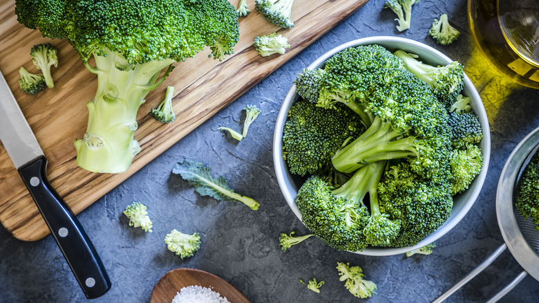 broccoli florets board and bowl 