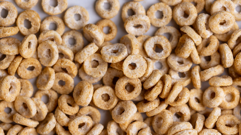 Close up shot of Cheerios