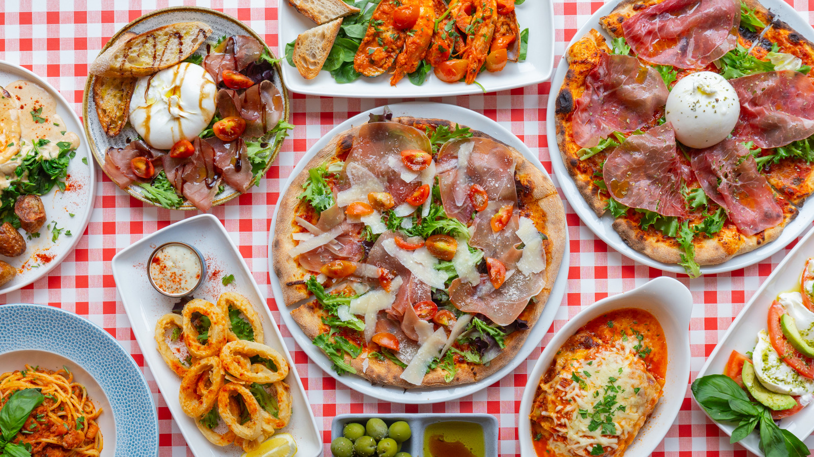 19 New York Italian Restaurants That Offer Huge Portions And Great Value
