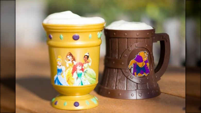 Boysen apple freezes from Disneyland in souvenir mugs
