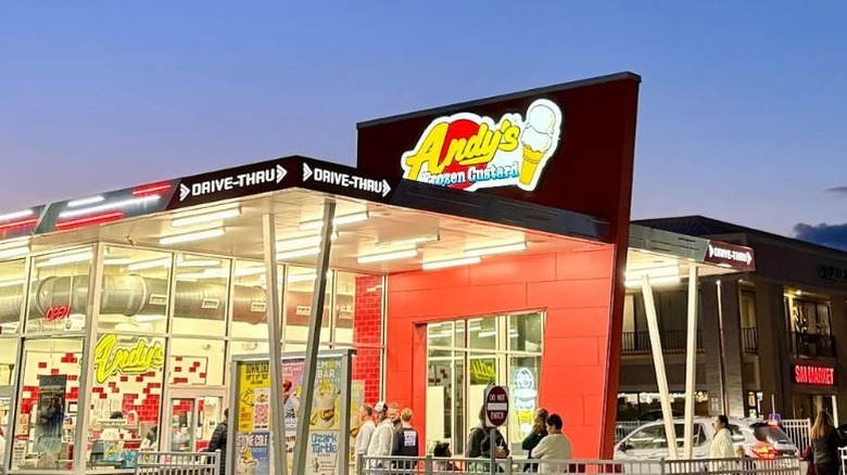 Andy's Frozen Custard restaurant with patrons out front