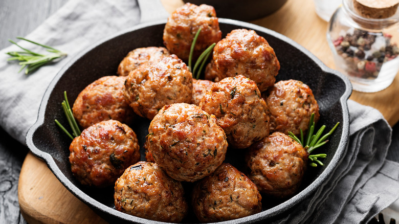 meatballs in skillet