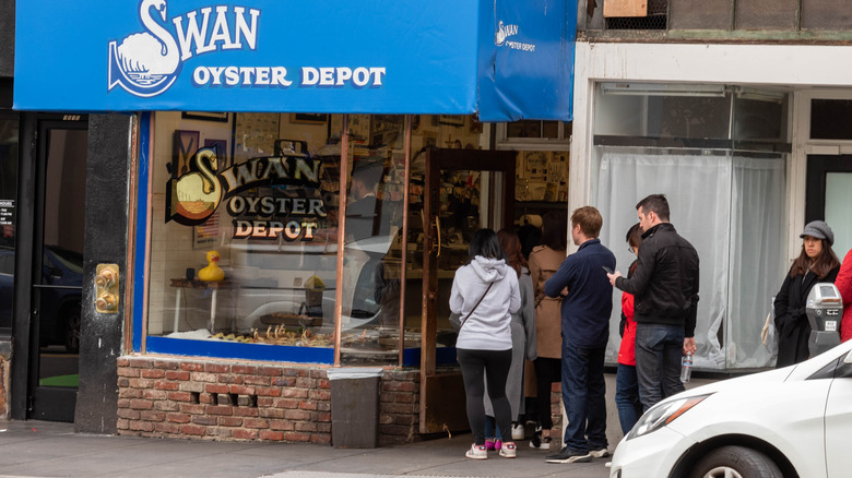 Line outside Swan Oyster Depot