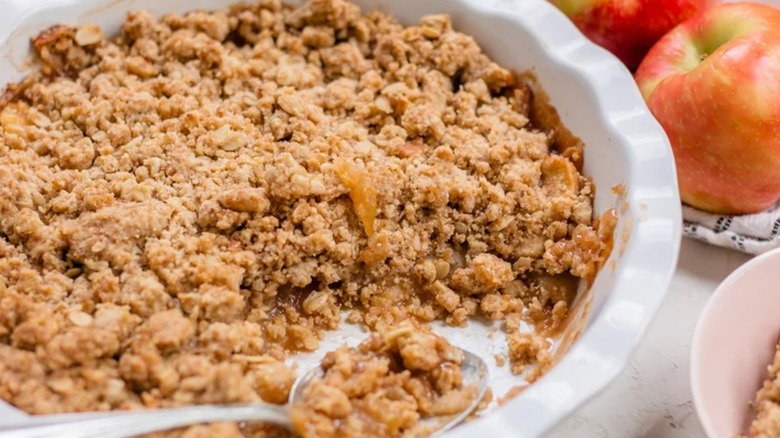 Close-up of apple crisp in pan