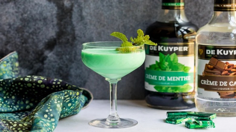 Grasshopper cocktail in coupe glass