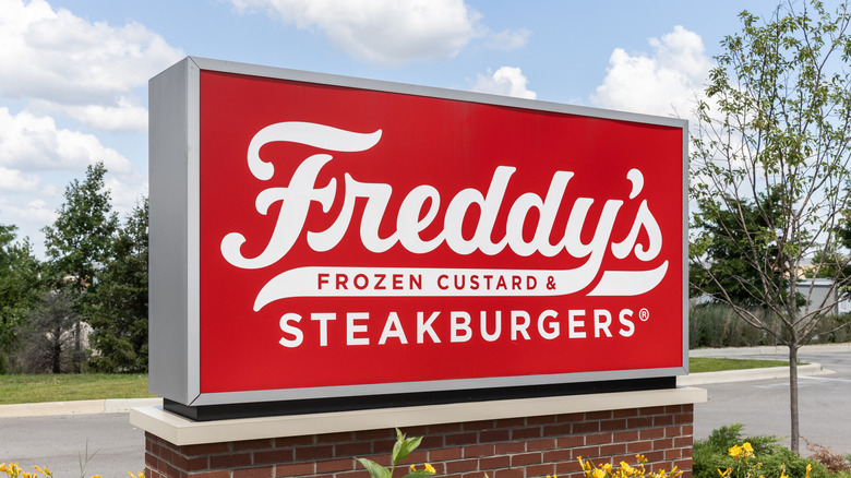 Sign outside a Freddy's