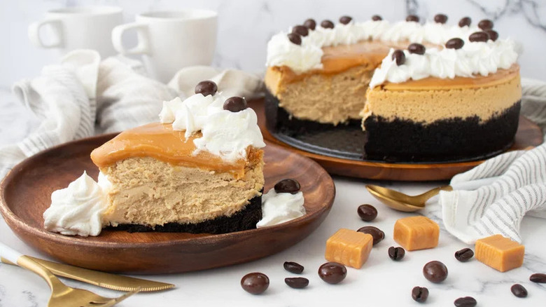 Caramel Macchiato Coffee Cheesecake on wooden plates