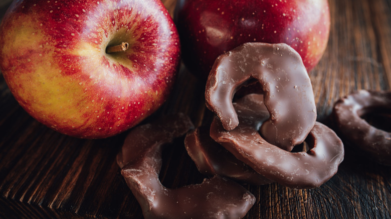 Apple slices dipped in chocolate