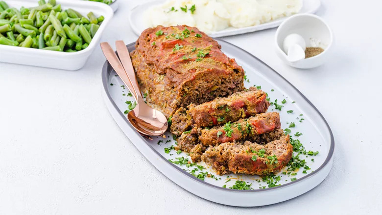 Meat loaf on a platter