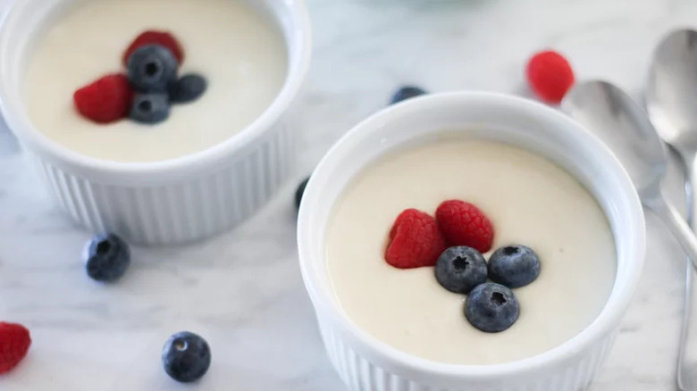 Simple Classic Vanilla Pudding in small white dishes