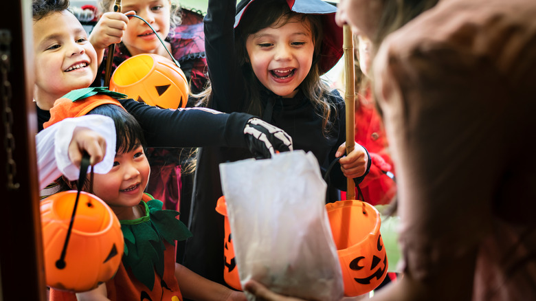 Children trick or treating on Halloween