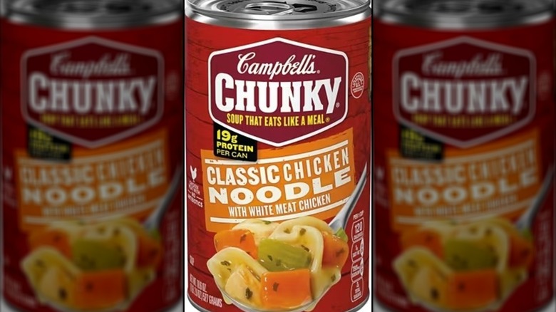 Campbell's Chunky classic chicken noodle soup