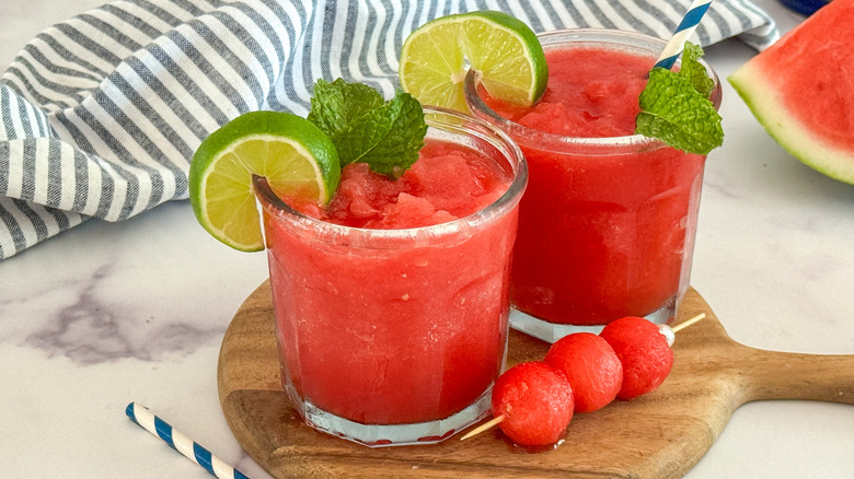 28 Non-Alcoholic Frozen Drink Recipes That'll Be The Star Of Your 4th Of July Party