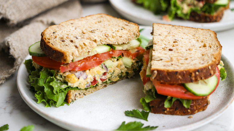 Chickpea salad sandwich on plate
