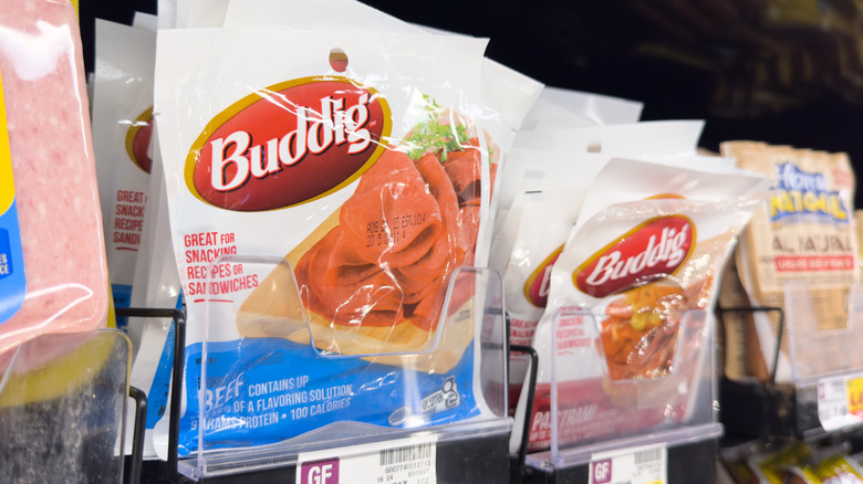 Packages of Buddig sliced deli meat in store