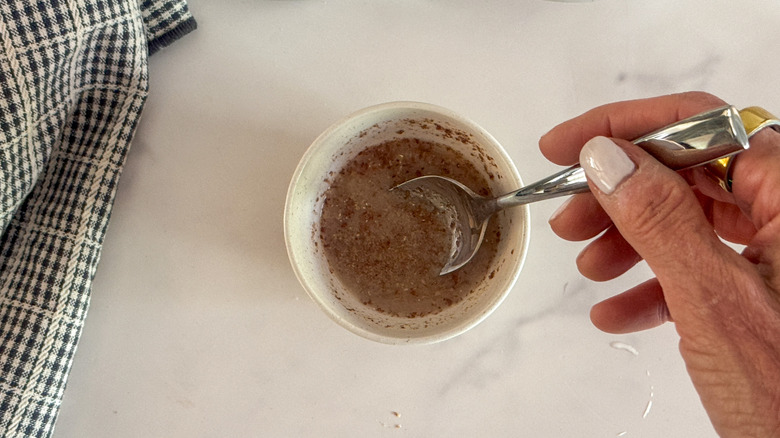 hand stirring flax eggs