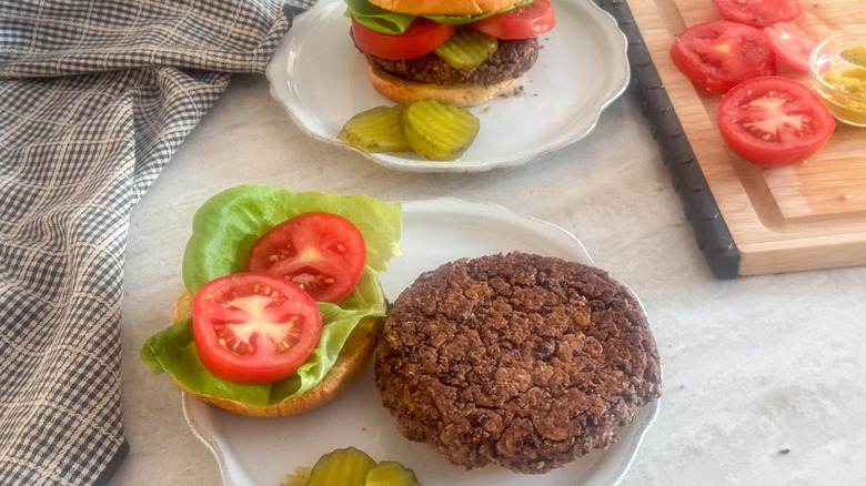 veggie burger on plate