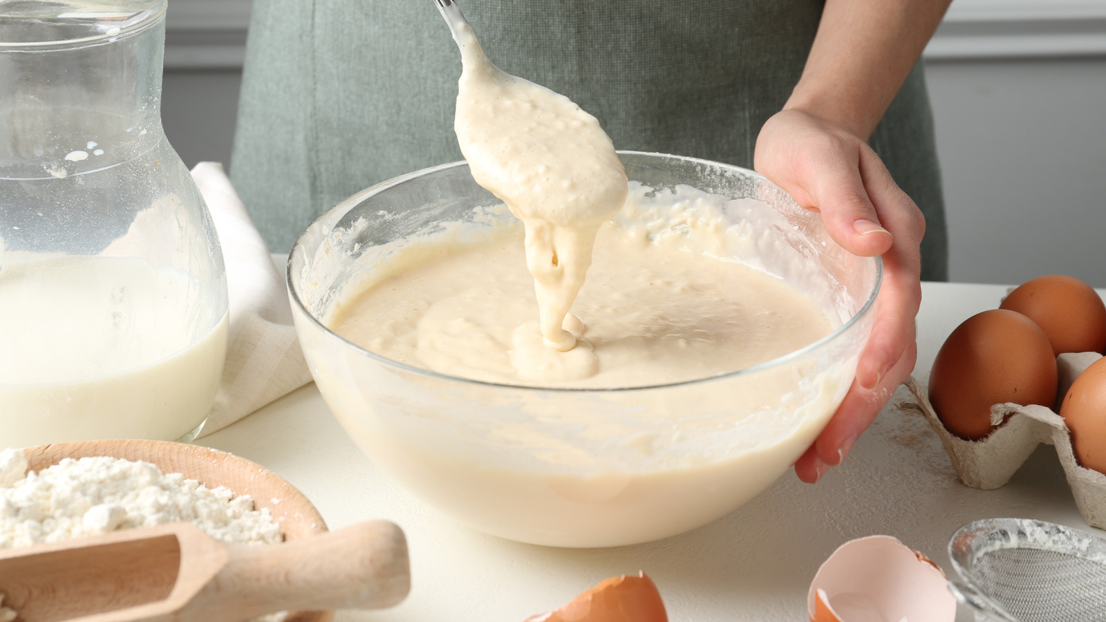 3-Ingredient Cake Batter Dip Skips The Oven For An Easy Treat - Tasting Table