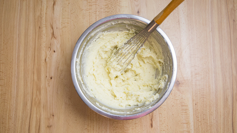 mashed potatoes in mixing bowl