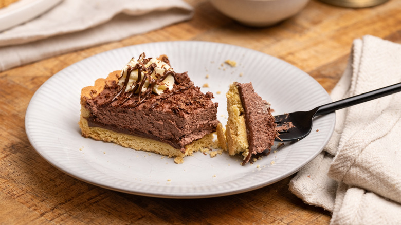3-ingredient Nutella cream pie