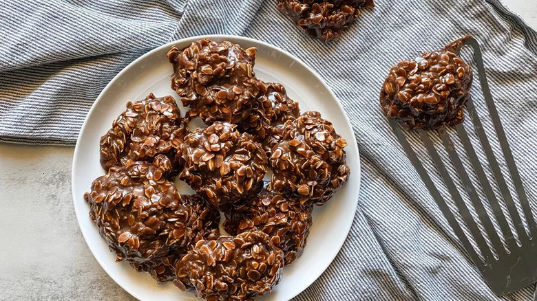 no bake chocolate oatmeal cookies on plate