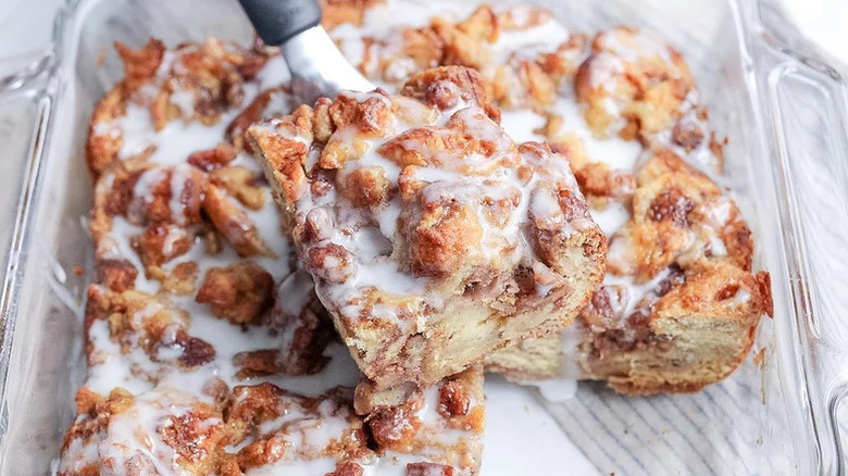 Cinnamon Roll Bread Pudding in glass baking dish