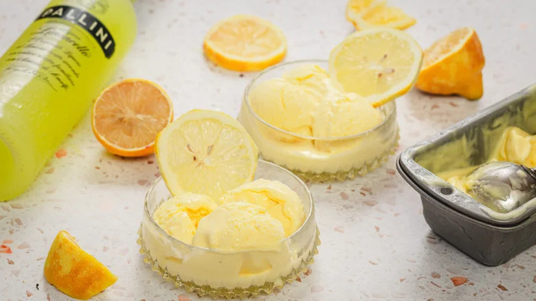 Extra Lemony Gelato in short glass goblets with lemon slices