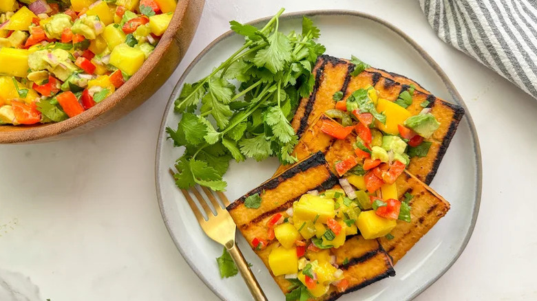 grilled tofu with mango salsa and fresh cilantro