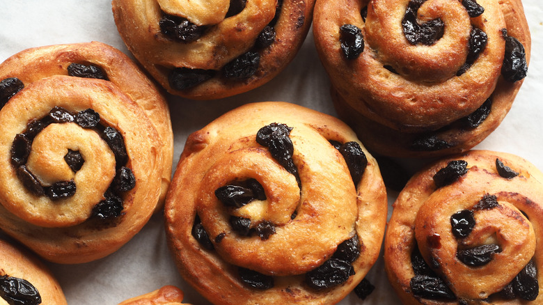 Aerial shot of cinnamon raisin bread rolls